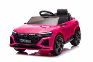 Coche eléctrico infantil AUDI RS Q8 con matrícula 2x25W 12V/7Ah